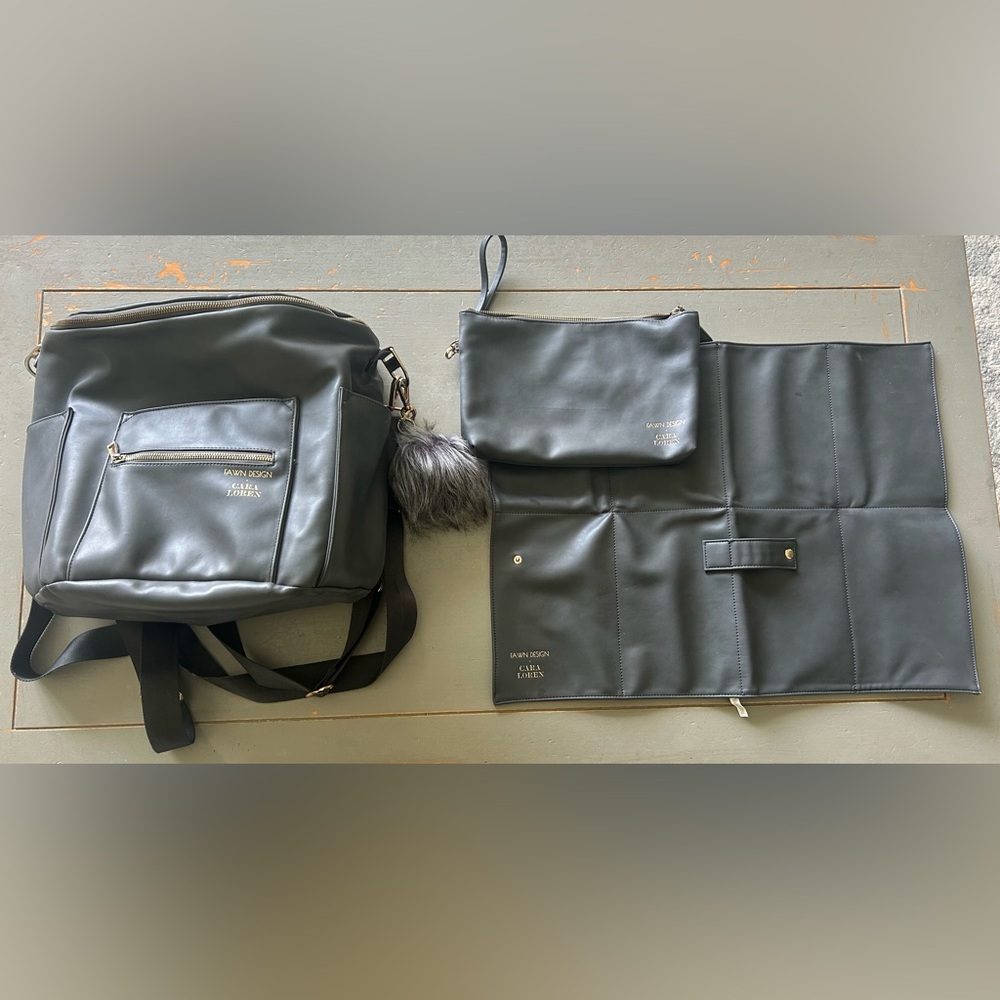 Fawn Design-Special Edition: Cara Loren Diaper Bag Suite